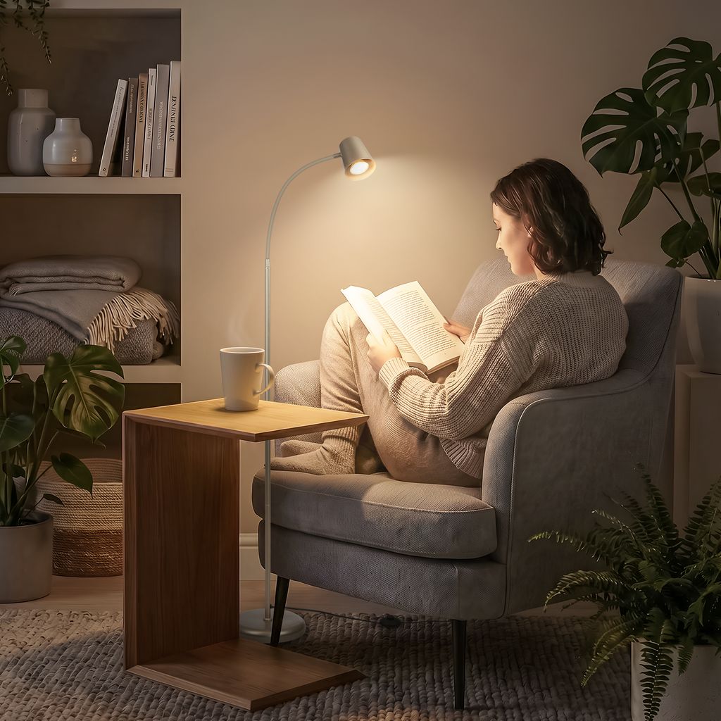 Skriva Stehlampe - Schwenkbar, Schalter, GU10 Fassung, max. 9W, Satin-Metallic