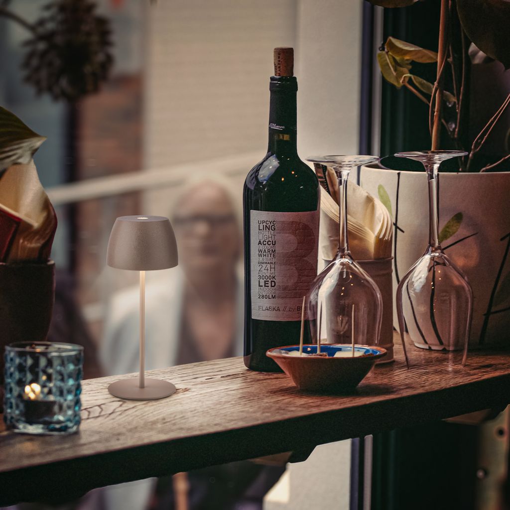 Briloner Serina Mini LED Tischlampe kabellos IP44. Dimmbar. Touch. Spritzwasserschutz. akku. Umbrasand. Ø8 x 20 cm 9