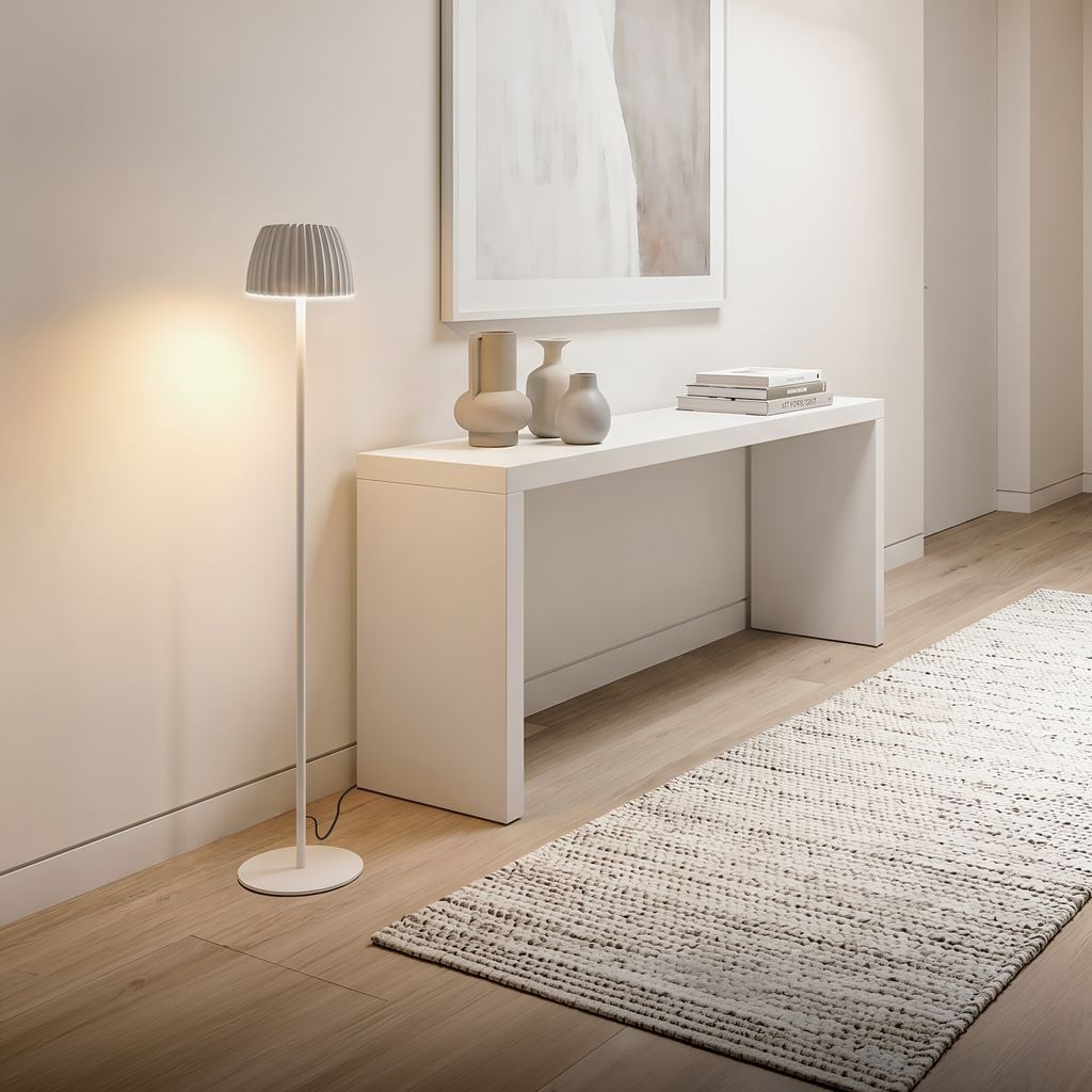 LED Floor Lamp Off-White – Touch Dimmer, USB-C, 8W, 1240mm, Warm Light