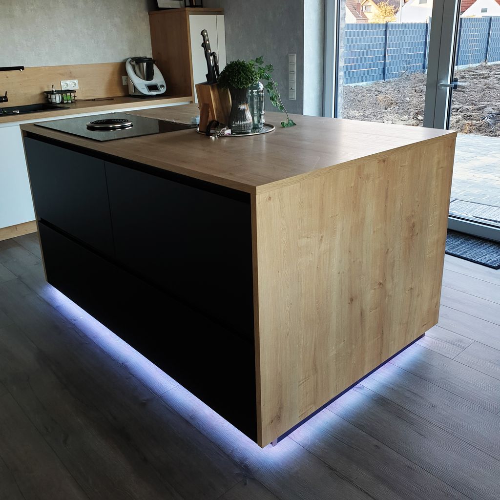 LED Streifen 5 m - dimmbar, Fernbedienung, Farbwechsel, Silikonmantel, kürzbar, RGB